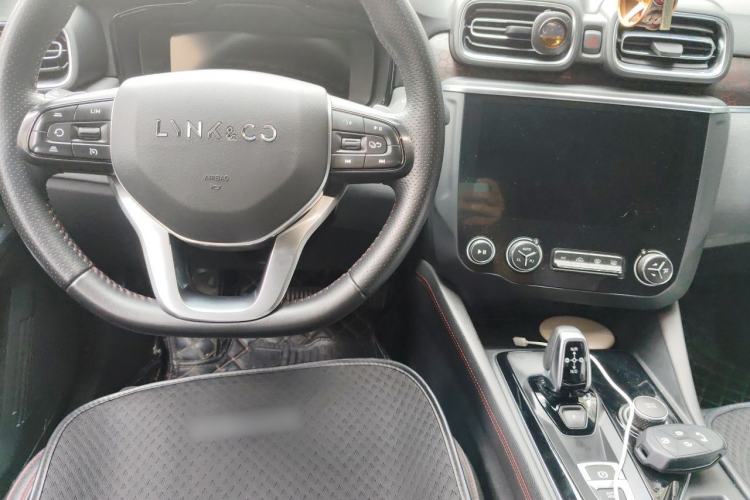 Used Lynk & Co 03 2019 2.0TD Automatic Trend Edition Steering Wheel