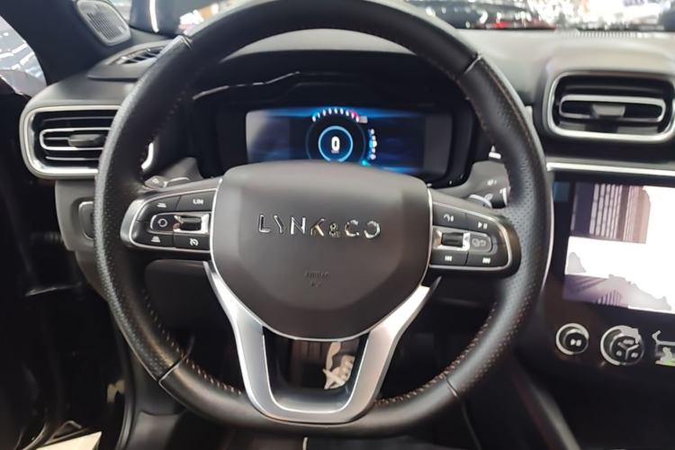 Used Lynk & Co 03 2019 2.0TD Automatic Jing Pro Edition Steering Wheel