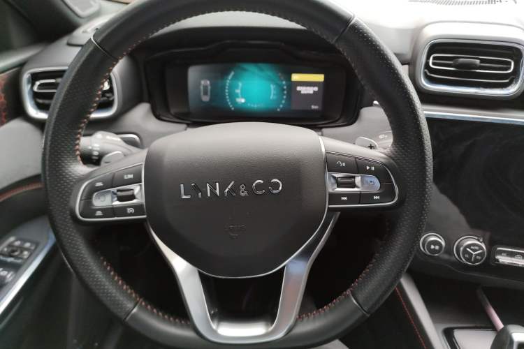 Used Lynk & Co 03 2019 1.5TD DCT JingPro Edition China VI Standard Steering Wheel