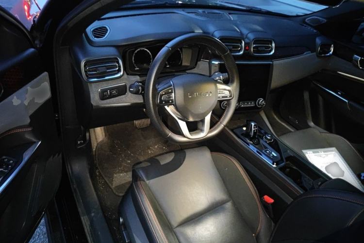 Used Lynk & Co 03 2019 1.5TD DCT JingPro Edition China VI Standard Steering Wheel