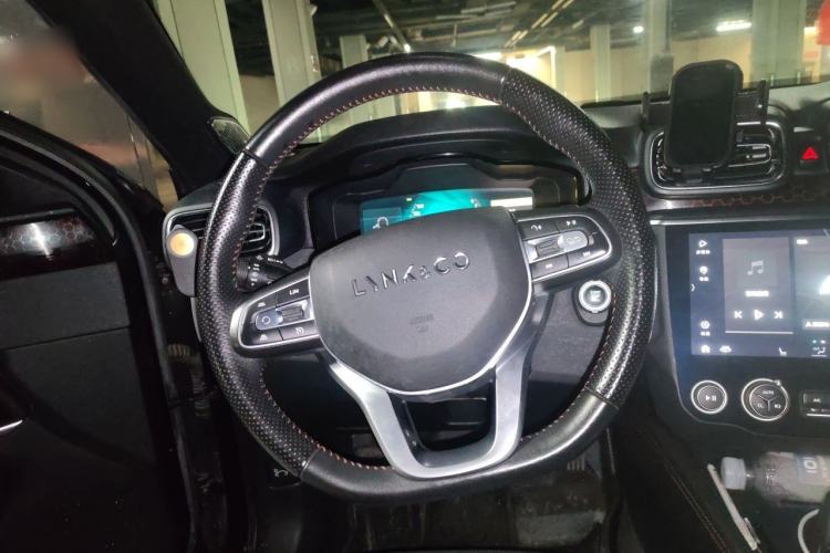 Used Lynk & Co 03 2019 1.5TD DCT JingPro Edition China VI Standard Steering Wheel