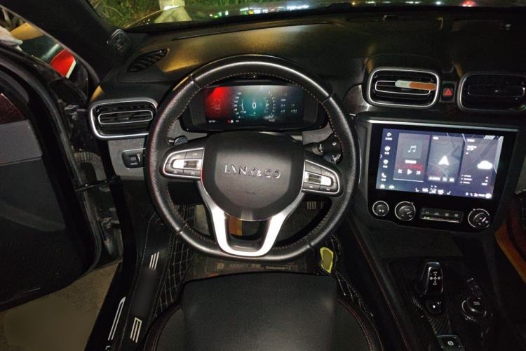 Used Lynk & Co 03 2019 1.5TD DCT JingPro Edition China VI Standard Steering Wheel