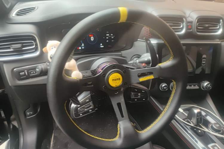Used Lynk & Co 03 2019 1.5TD DCT JingPro Edition China VI Standard Steering Wheel