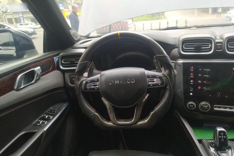 Used Lynk & Co 03 2019 1.5TD DCT JingPro Edition China VI Standard Steering Wheel