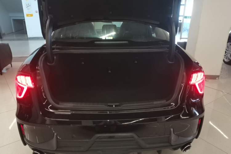 Used Lynk & Co 03 2019 1.5TD DCT Sport Edition China VI Standard Trunk