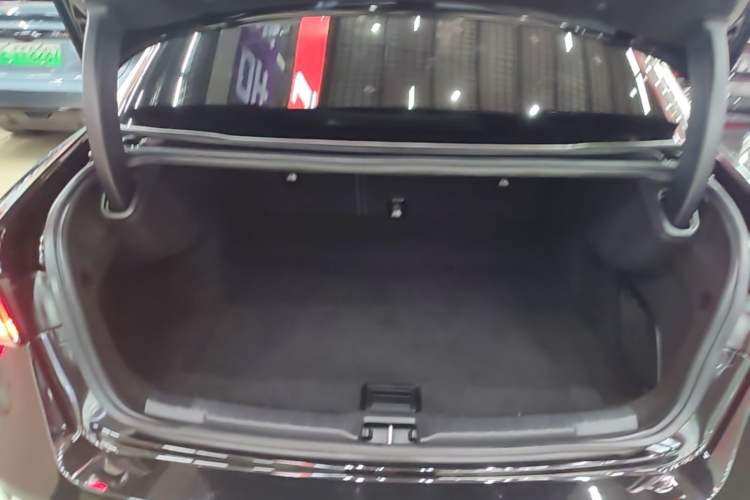 Used Lynk & Co 03 2019 2.0TD Automatic Jing Pro Edition Trunk
