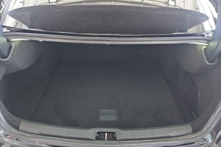 Used Lynk & Co 03 2019 1.5TD DCT JingPro Edition China VI Standard Trunk