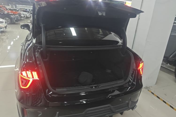 Used Lynk & Co 03 2019 1.5TD DCT JingPro Edition China VI Standard Trunk