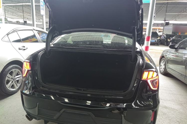 Used Lynk & Co 03 2019 1.5TD DCT Sport Edition China VI Standard Trunk