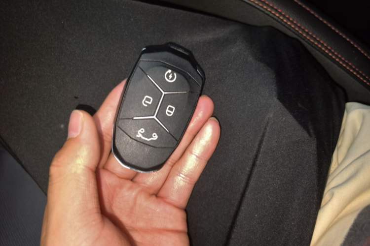 Used Lynk & Co 03 2019 1.5TD DCT JingPro Edition China VI Standard Vehicle Key