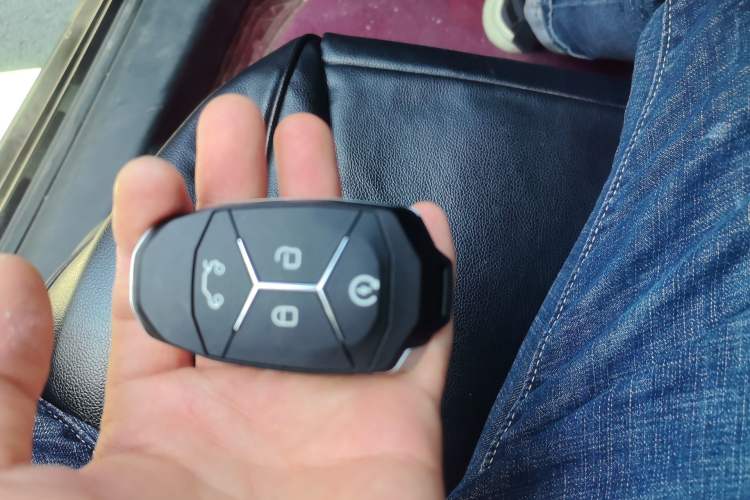 Used Lynk & Co 03 2019 1.5TD DCT JingPro Edition China VI Standard Vehicle Key