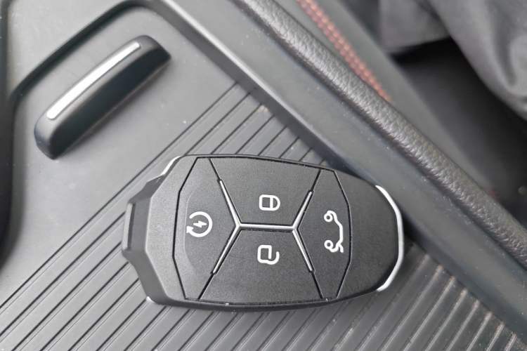 Used Lynk & Co 03 2019 1.5TD DCT JingPro Edition China VI Standard Vehicle Key
