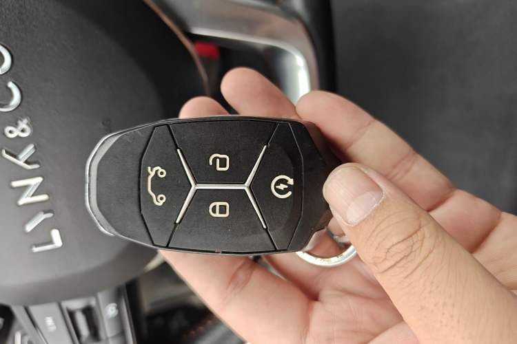 Used Lynk & Co 03 2019 2.0TD Automatic Trend Edition Vehicle Key