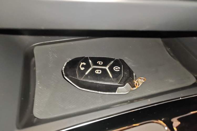 Used Lynk & Co 03 2019 2.0TD Automatic Trend Edition Vehicle Key