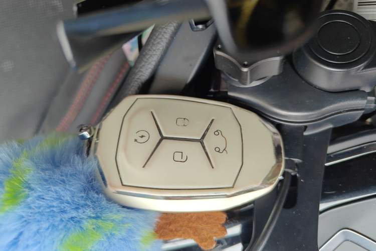 Used Lynk & Co 03 2019 2.0TD Automatic Jing Pro Edition Vehicle Key
