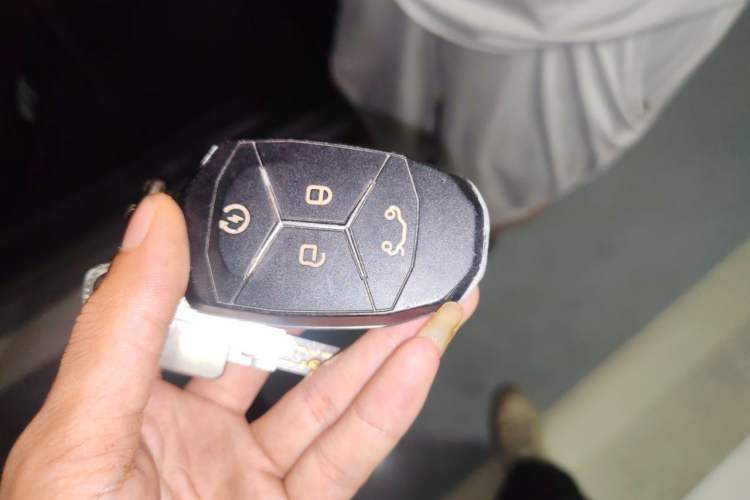 Used Lynk & Co 03 2019 1.5TD DCT JingPro Edition China VI Standard Vehicle Key