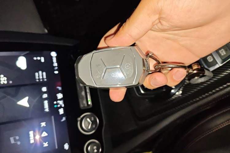 Used Lynk & Co 03 2019 1.5TD DCT JingPro Edition China VI Standard Vehicle Key