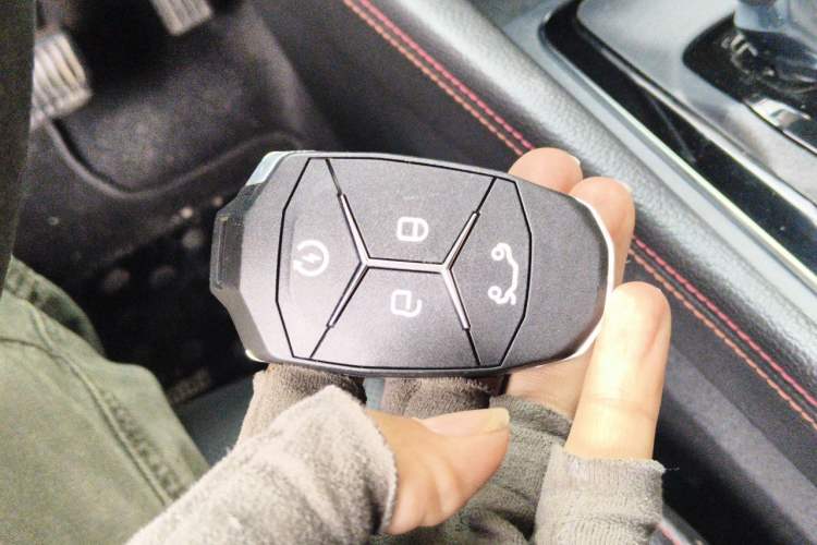 Used Lynk & Co 03 2019 2.0TD Automatic Jing Pro Edition Vehicle Key