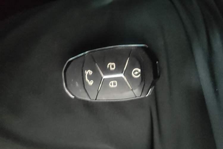 Used Lynk & Co 03 2019 2.0TD Automatic Jing Pro Edition Vehicle Key