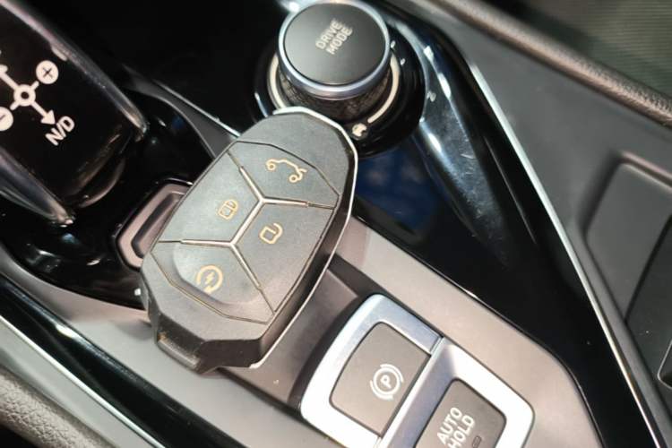 Used Lynk & Co 03 2019 1.5TD DCT JingPro Edition China VI Standard Vehicle Key