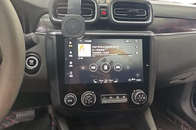 Used Lynk & Co 03 2019 1.5TD DCT Sport Edition China VI Standard Audio And AC Panel