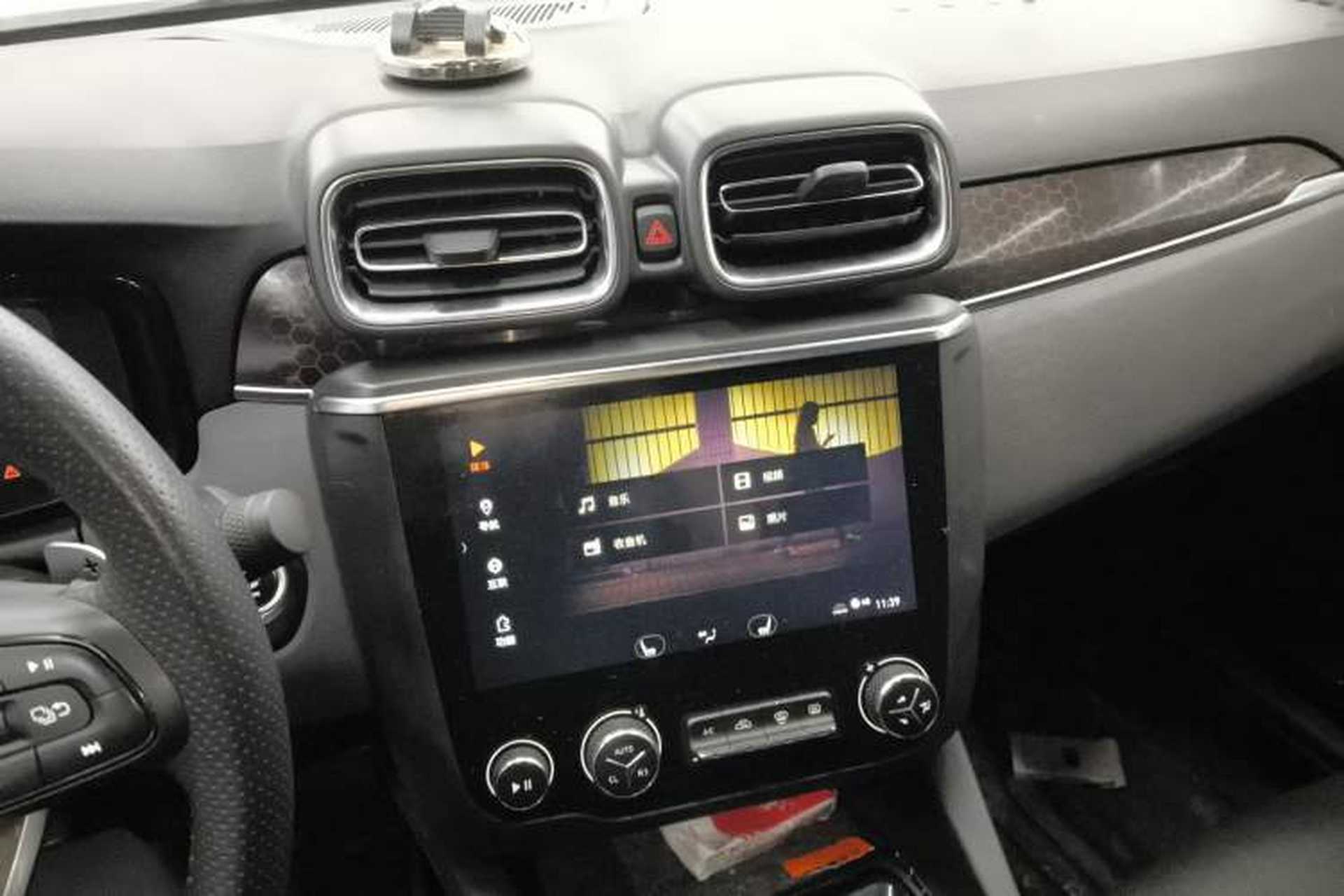 Used Lynk & Co 03 2019 1.5TD DCT Sport Edition China VI Standard Audio And AC Panel
