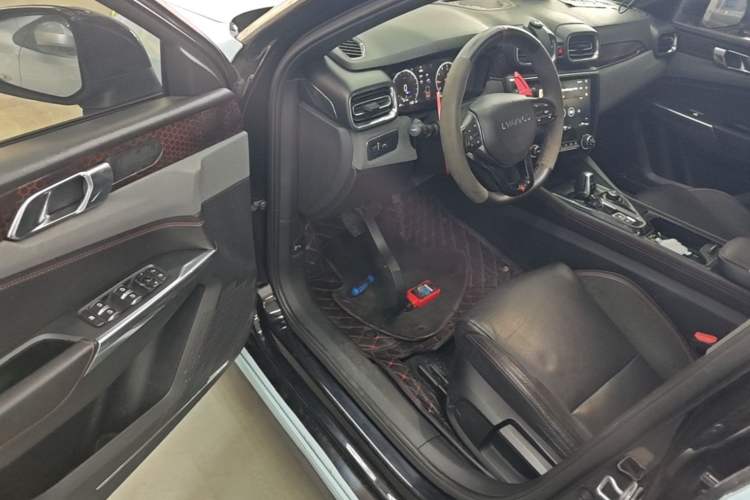 Used Lynk & Co 03 2019 1.5TD DCT Sport Edition China VI Standard Driver Seat
