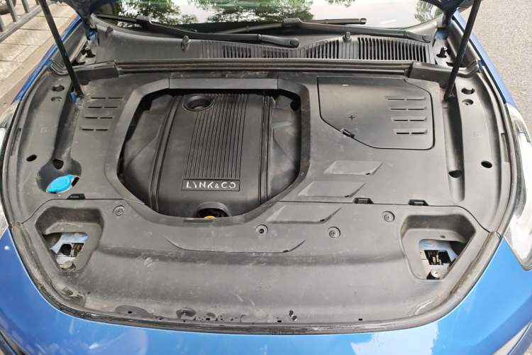 Used Lynk & Co 03 2019 1.5TD DCT JingPro Edition China VI Standard Engine Bay