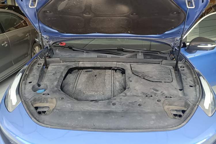 Used Lynk & Co 03 2019 1.5TD DCT JingPro Edition China VI Standard Engine Bay