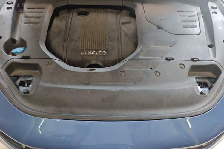 Used Lynk & Co 03 2019 1.5TD DCT JingPro Edition China VI Standard Engine Bay