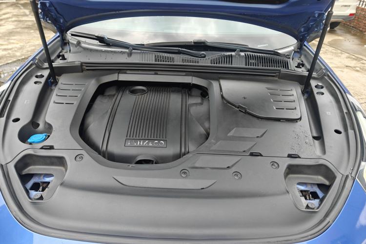Used Lynk & Co 03 2019 1.5TD DCT JingPro Edition China VI Standard Engine Bay