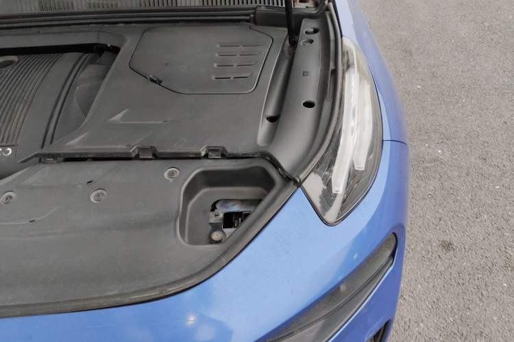Used Lynk & Co 03 2019 1.5TD DCT Sport Edition China VI Standard Engine Bay Left