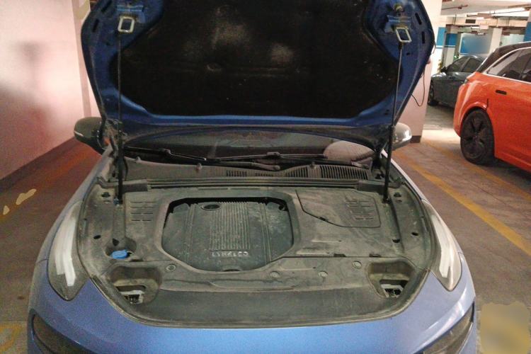 Used Lynk & Co 03 2019 1.5TD DCT JingPro Edition China VI Standard Engine Bay