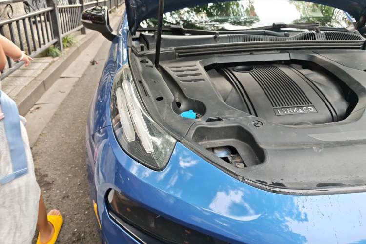 Used Lynk & Co 03 2019 1.5TD DCT JingPro Edition China VI Standard Engine Bay Right