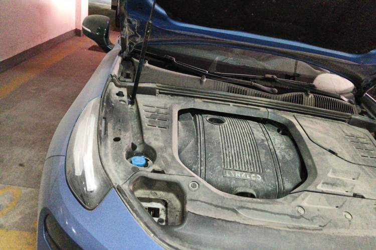 Used Lynk & Co 03 2019 1.5TD DCT JingPro Edition China VI Standard Engine Bay Right