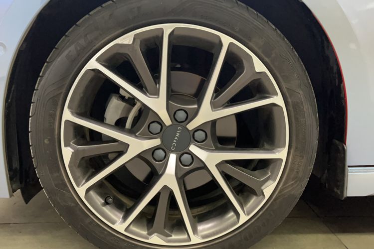 Used Lynk & Co 03 2019 2.0TD Automatic Jing Pro Edition Exterior 6