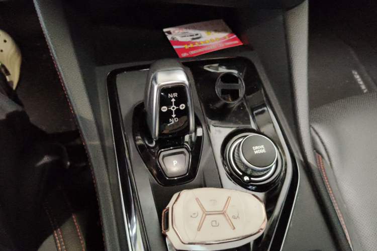 Used Lynk & Co 03 2019 1.5TD DCT Sport Edition China VI Standard Gear Lever