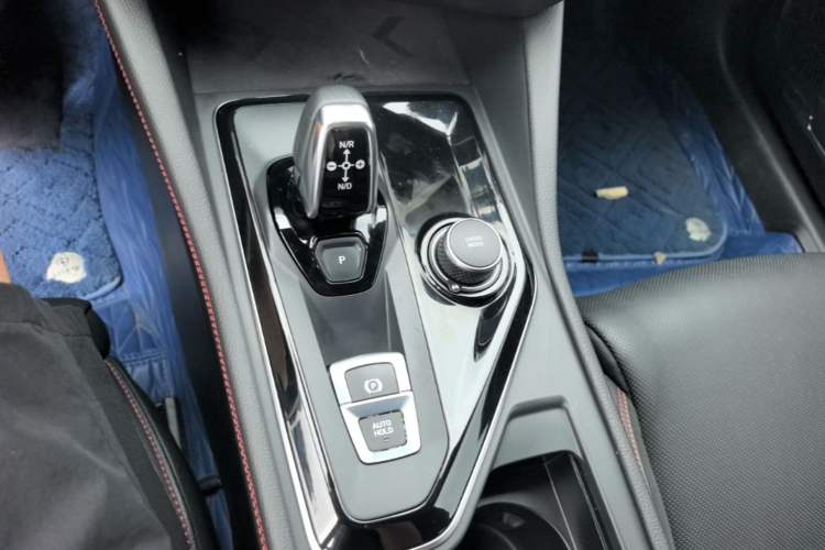 Used Lynk & Co 03 2019 2.0TD Automatic Jing Pro Edition Gear Lever