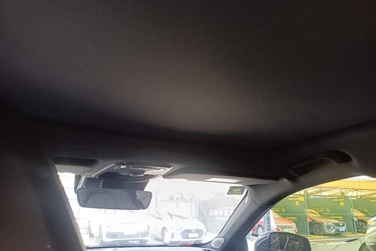 Used Lynk & Co 03 2019 1.5TD DCT JingPro Edition China VI Standard Headliner