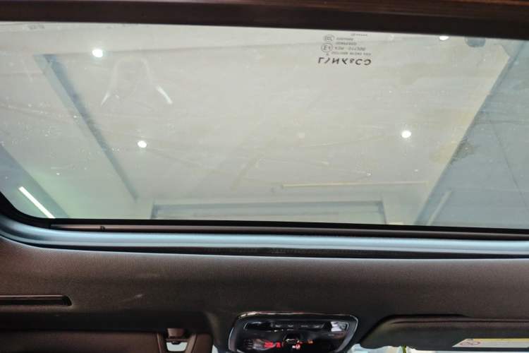 Used Lynk & Co 03 2019 1.5TD DCT JingPro Edition China VI Standard Headliner
