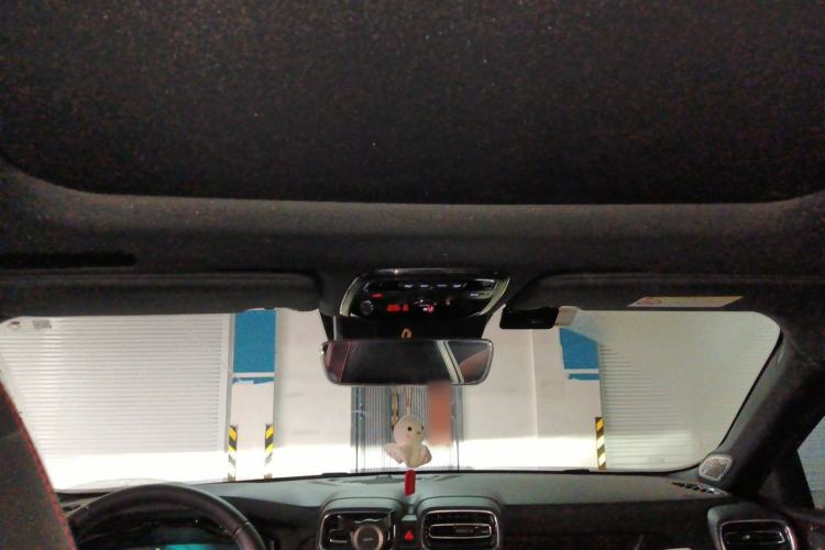 Used Lynk & Co 03 2019 1.5TD DCT JingPro Edition China VI Standard Headliner