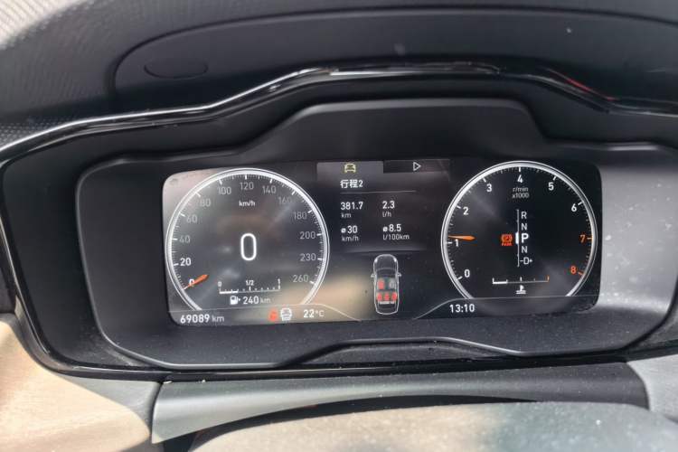 Used Lynk & Co 03 2019 1.5TD DCT JingPro Edition China VI Standard Instrument Cluster
