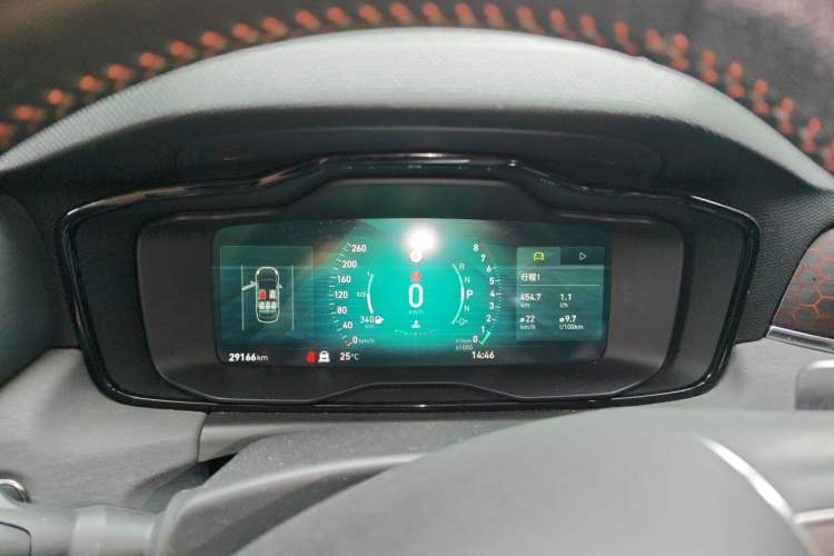 Used Lynk & Co 03 2019 1.5TD DCT JingPro Edition China VI Standard Instrument Cluster