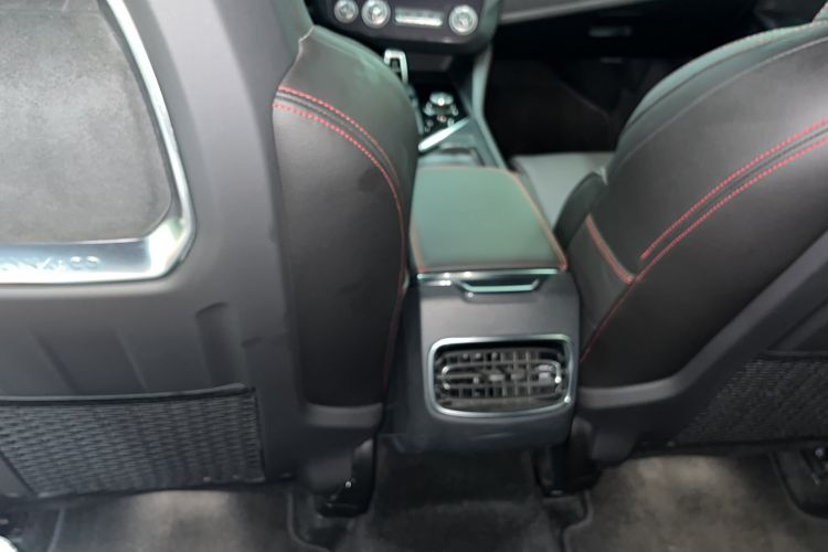 Used Lynk & Co 03 2019 2.0TD Automatic Jing Pro Edition Interior 8
