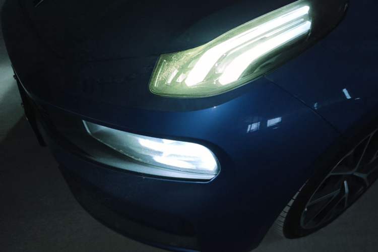 Used Lynk & Co 03 2019 1.5TD DCT JingPro Edition China VI Standard Left Front Headlight