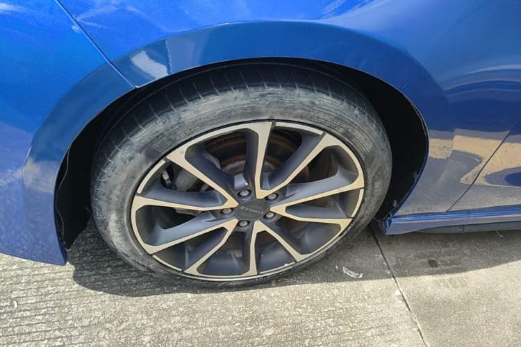 Used Lynk & Co 03 2019 1.5TD DCT Sport Edition China VI Standard Left Front Wheel Hub
