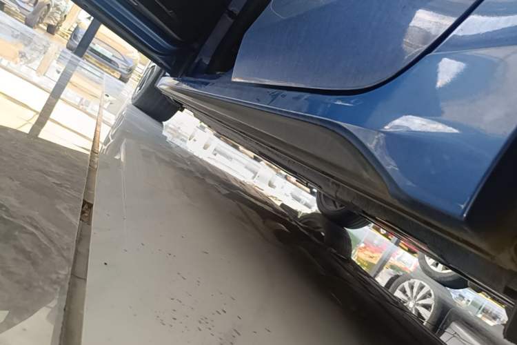 Used Lynk & Co 03 2019 1.5TD DCT JingPro Edition China VI Standard Left Side Sill