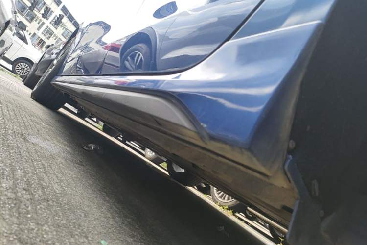 Used Lynk & Co 03 2019 1.5TD DCT Sport Edition China VI Standard Left Side Sill