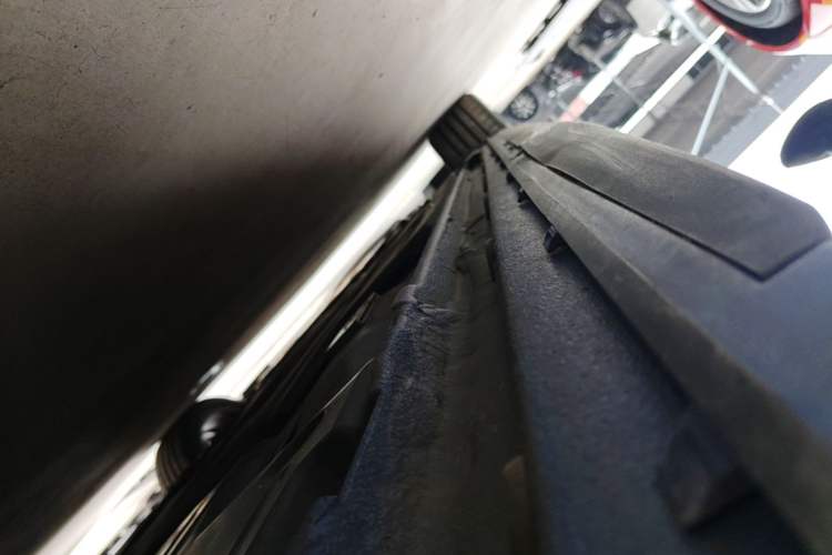 Used Lynk & Co 03 2019 2.0TD Automatic Jing Pro Edition Left Side Sill