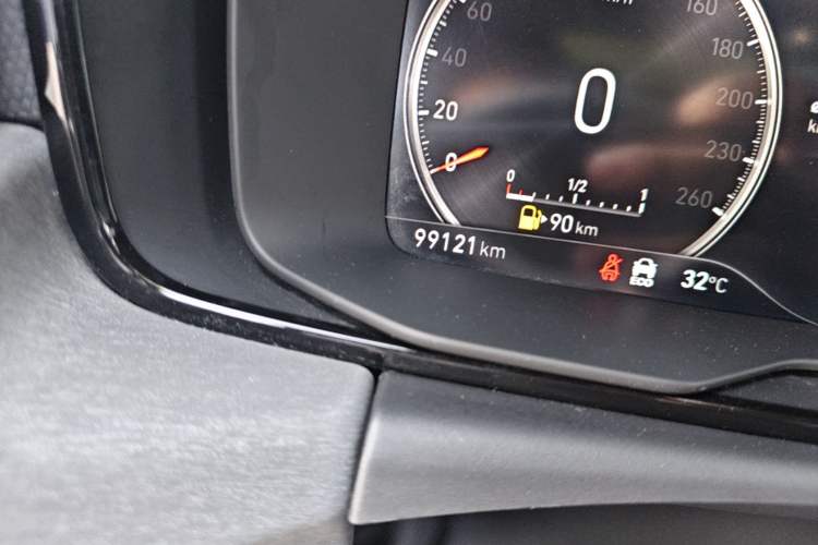 Used Lynk & Co 03 2019 1.5TD DCT JingPro Edition China VI Standard Odometer Close Up